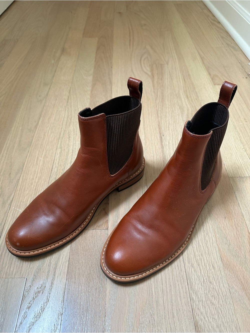 NISOLO Women’s Carmen Chelsea Boot Size 8.5 - Picture 2 of 5